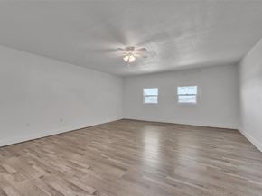 8812 S Normandale Street , Fort Worth Texas 76116