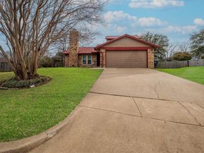7008  Natchez Court , Fort Worth Texas 76133