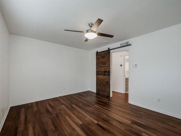 2702  Douglas Avenue  137, Dallas Texas 75219