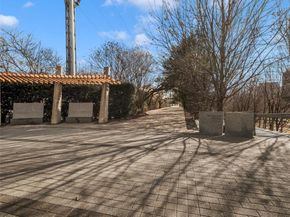 2702  Douglas Avenue  137, Dallas Texas 75219