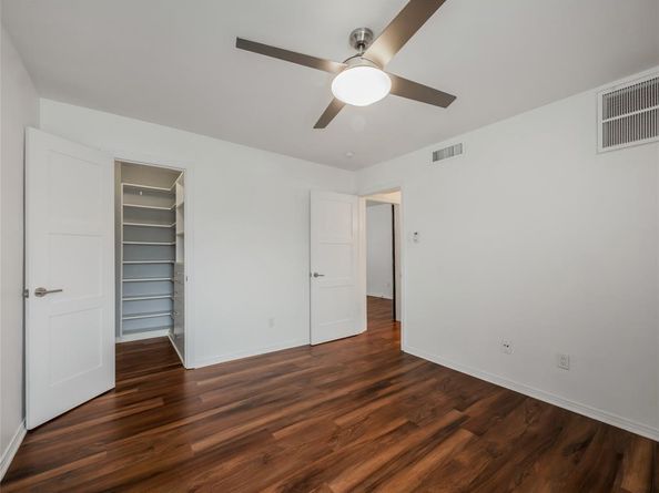 2702  Douglas Avenue  137, Dallas Texas 75219
