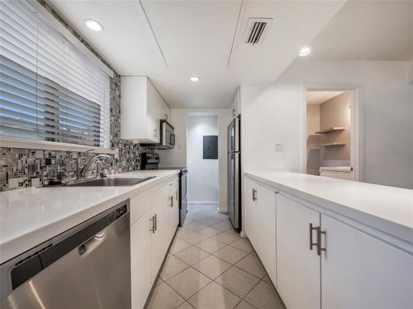 2702  Douglas Avenue  137, Dallas Texas 75219