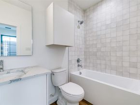1727  Novela Way , Dallas Texas 75215