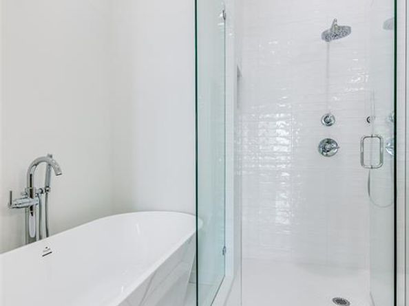 1727  Novela Way , Dallas Texas 75215