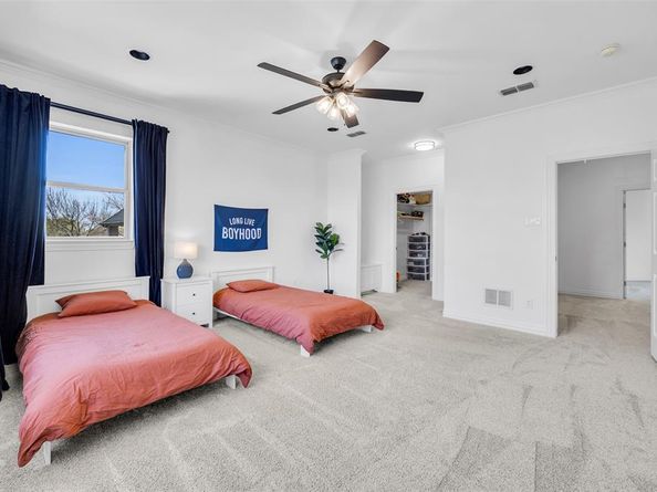 3056 N Camino Lagos  , Grand Prairie Texas 75054