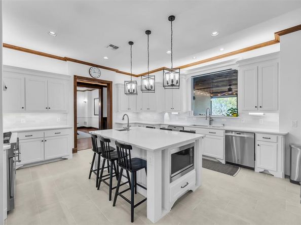 3056 N Camino Lagos  , Grand Prairie Texas 75054