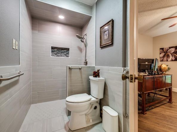 1507  Juniper Lane , Lewisville Texas 75077
