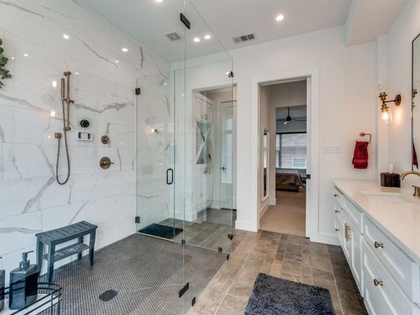 3200  Ross Avenue  36, Dallas Texas 75204