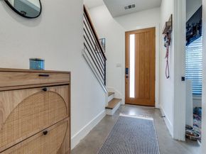 3200  Ross Avenue  36, Dallas Texas 75204