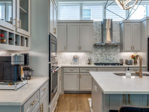 3200  Ross Avenue  36, Dallas Texas 75204