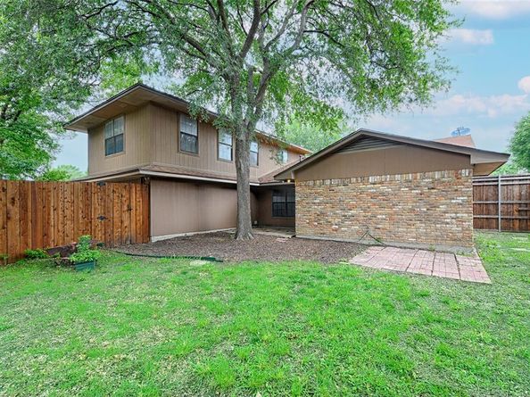 614  Brookfield Drive , Garland Texas 75040
