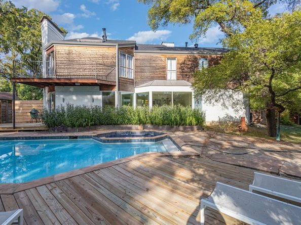 9901  Wood Forest Drive , Dallas Texas 75243
