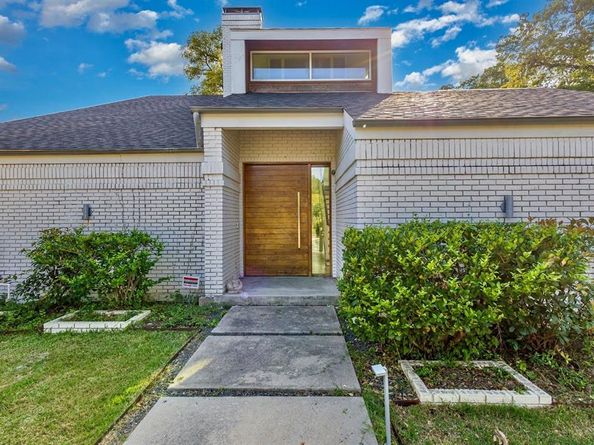 9901  Wood Forest Drive , Dallas Texas 75243