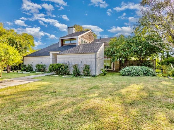9901  Wood Forest Drive , Dallas Texas 75243
