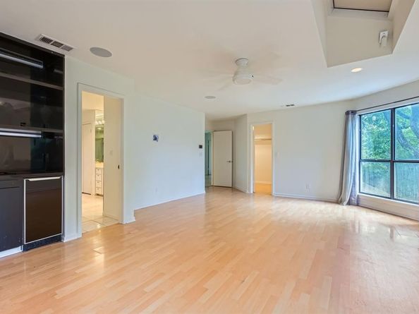 9901  Wood Forest Drive , Dallas Texas 75243