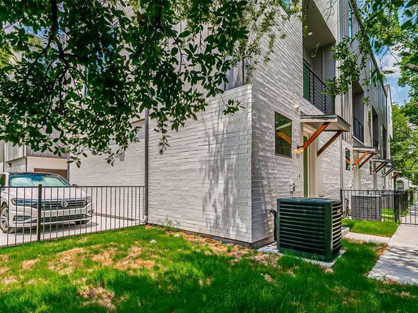 6028  Lewis Street , Dallas Texas 75206