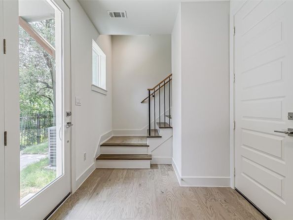 6028  Lewis Street , Dallas Texas 75206