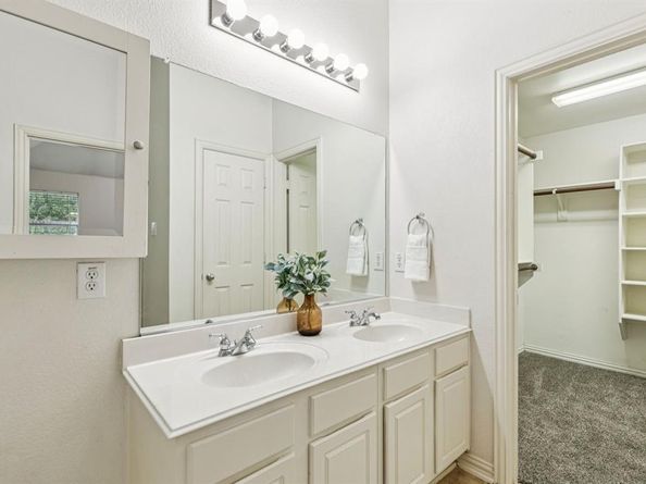 3213  Chesington Drive , Fort Worth Texas 76137