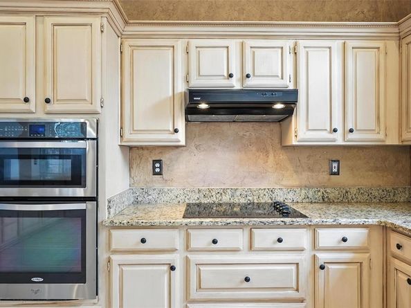 760  Rockefeller Lane , Allen Texas 75002