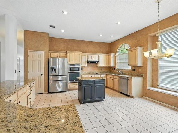 760  Rockefeller Lane , Allen Texas 75002
