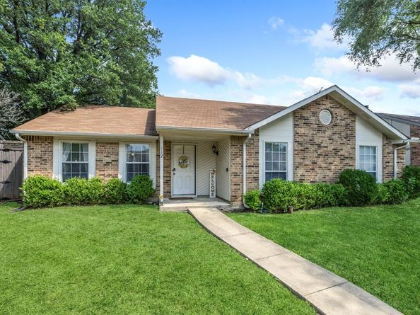 112  Rustic Ridge Drive , Garland Texas 75040