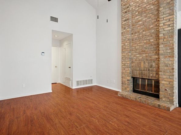 17490  Meandering Way  1203, Dallas Texas 75252