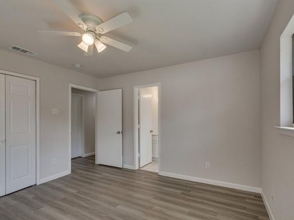 1006  Sleepy Hollow Drive , Garland Texas 75043