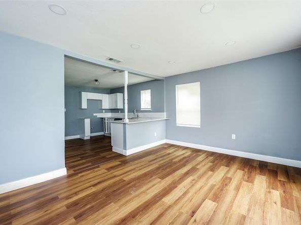 1822  Cranford Drive , Garland Texas 75041