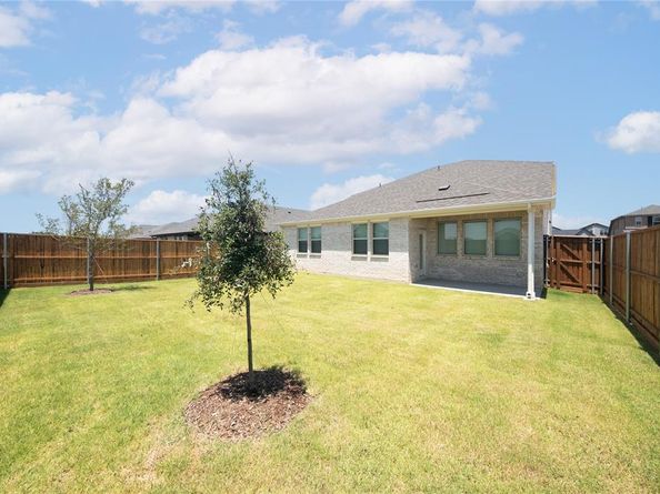 836  Jacquelyn Drive , Little Elm Texas 75068