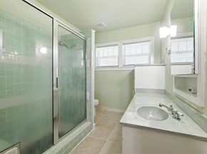 1716  Thomas Place , Fort Worth Texas 76107