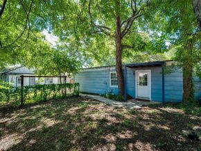 1716  Thomas Place , Fort Worth Texas 76107