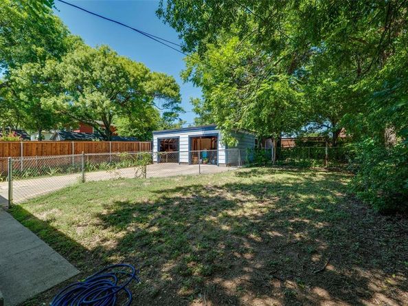 1716  Thomas Place , Fort Worth Texas 76107