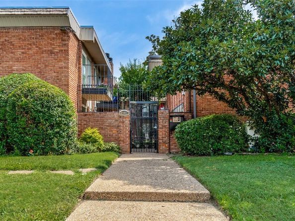 4340  Cedar Springs Road  205, Dallas Texas 75219