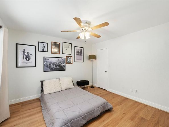 9810  Amberton Parkway , Dallas Texas 75243