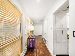 9810  Amberton Parkway , Dallas Texas 75243