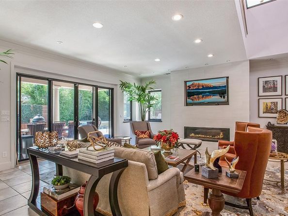 2455  Halloran Street , Fort Worth Texas 76107