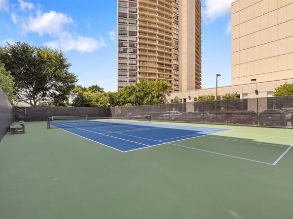6211 W Northwest Highway  G710, Dallas Texas 75225