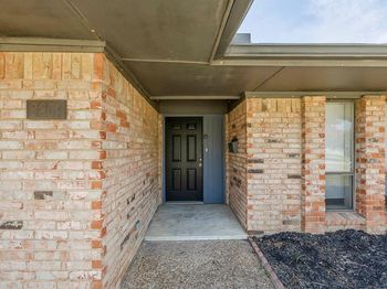 2804  Quail Ridge Drive 