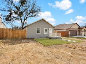 2001  Edmonia Court , Fort Worth Texas 76105