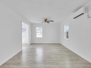 2001  Edmonia Court , Fort Worth Texas 76105