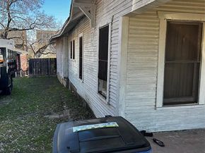 1030  Cristler Avenue , Dallas Texas 75223
