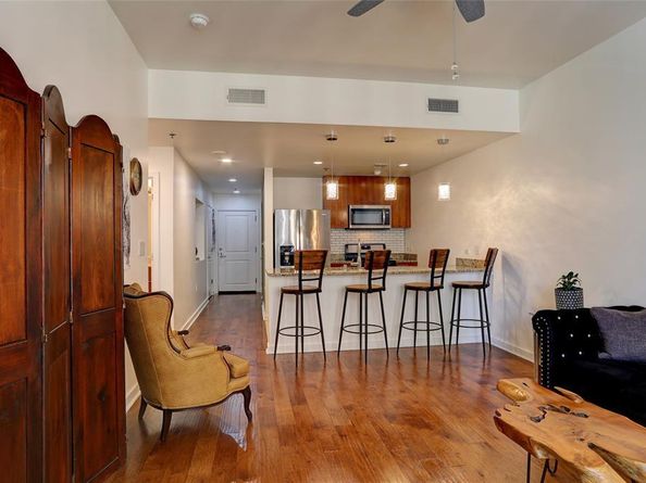 1200  Main Street  2408, Dallas Texas 75202