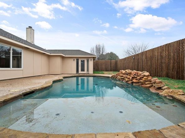 8104  Jolie Drive , Fort Worth Texas 76137
