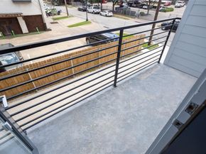 1004  Travis Avenue  14, Fort Worth Texas 76104