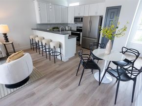 1004  Travis Avenue  14, Fort Worth Texas 76104