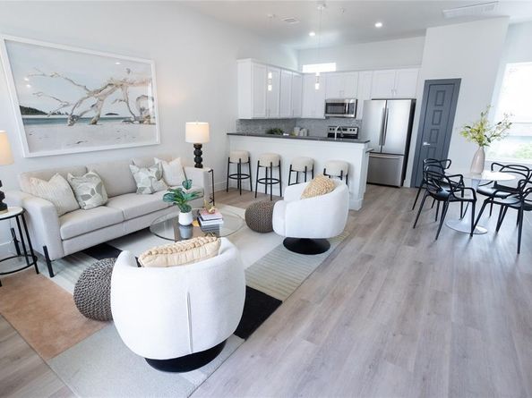 1004  Travis Avenue  14, Fort Worth Texas 76104