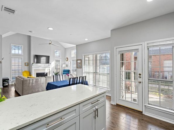 12680  Hillcrest Road  4111, Dallas Texas 75230