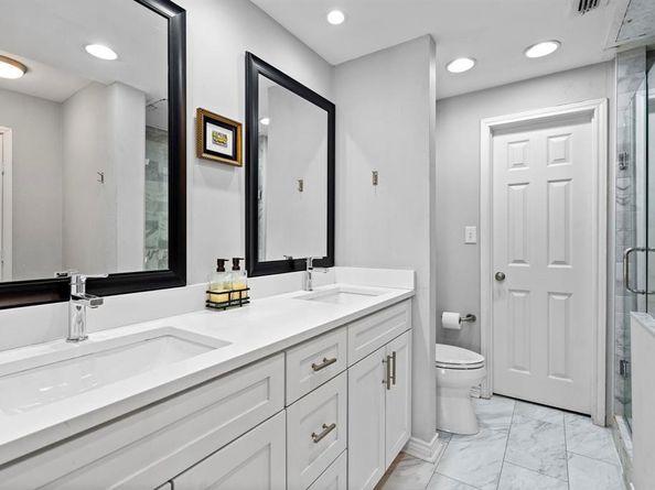 12680  Hillcrest Road  4111, Dallas Texas 75230