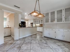 6922  Chevy Chase Avenue , Dallas Texas 75225