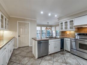 6922  Chevy Chase Avenue , Dallas Texas 75225